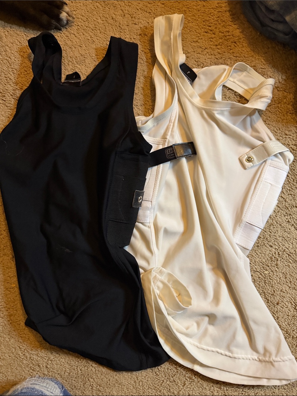 Women’s concealed carry Tank Top — Black and White